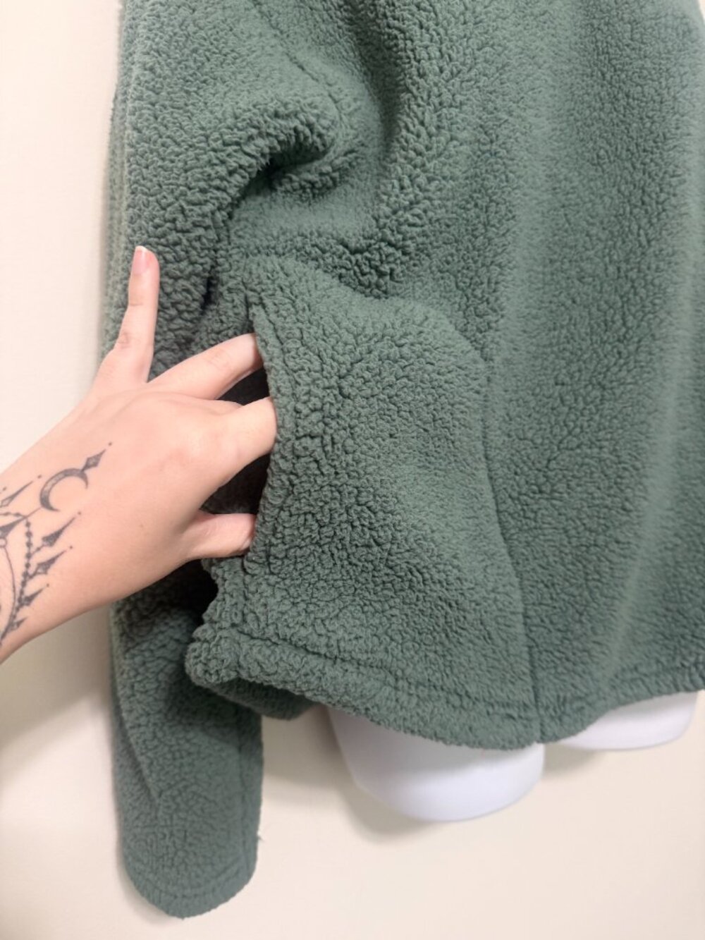 Sage Green Sherpa Teddy Fleece Cowl Neck Pullover Size L - Picture 6 of 8